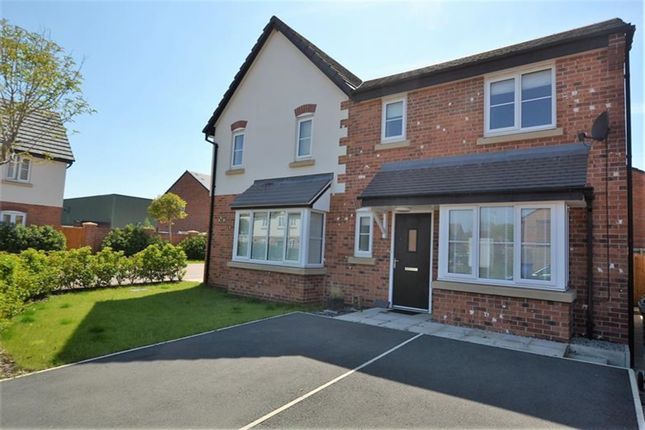 Thumbnail Semi-detached house to rent in Severn Way, Holmes Chapel, Crewe