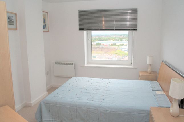 Apt 707, Imperial Point, The Quays, Salford photo 4