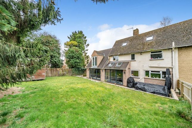 Semi-detached house for sale in Overthorpe, Oxfordshire