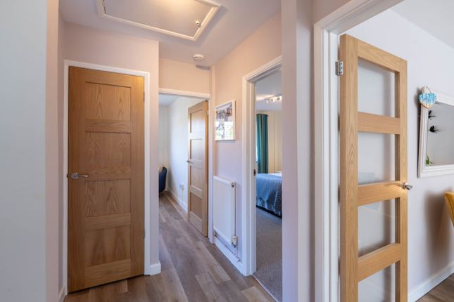 4, Davids Close, Broadstairs photo 3