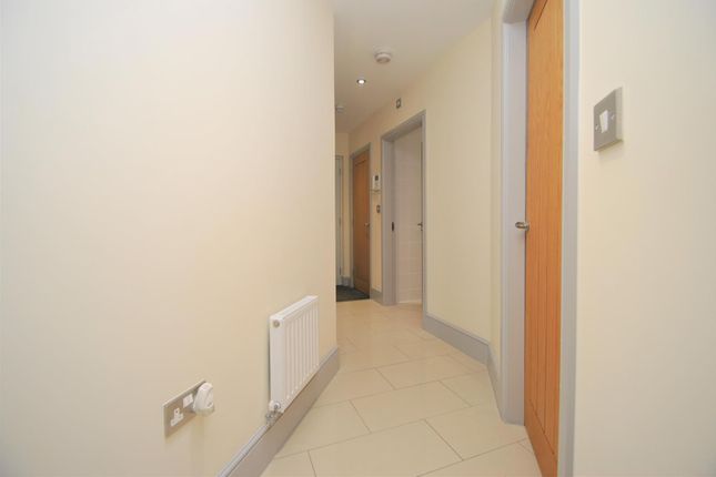 2 Bed Flat For Sale In Listowel Road Kings Heath Birmingham B14