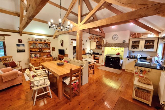 Kitchen &amp; Dining.Jpg
