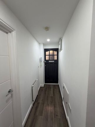 2 Worcester Court, Danes Gate, Harrow photo 5