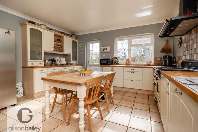 High View, Buckenham Road, Norwich photo 2