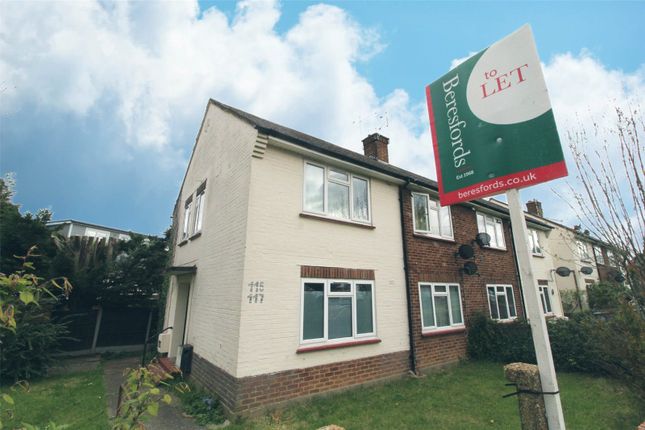Thumbnail Flat to rent in Hawthorn Avenue, Brentwood