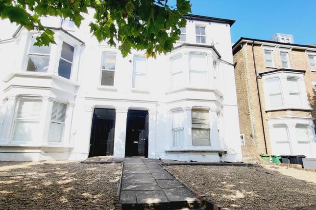 Thumbnail Flat to rent in Fordwych Road, London