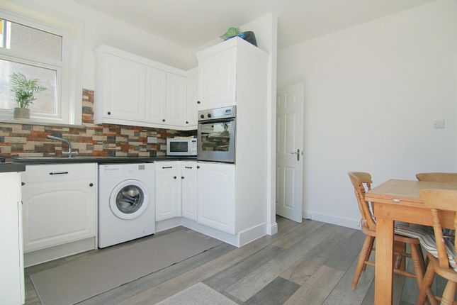 91, Tyersal Road, Tyersal photo 4