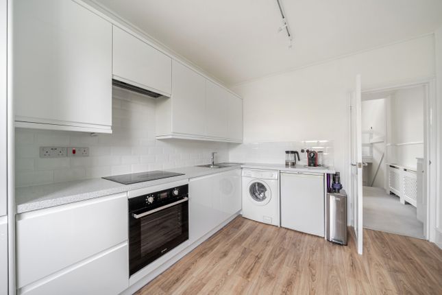 Top Floor Flat, 19, Arundel Road, East Sussex photo 4