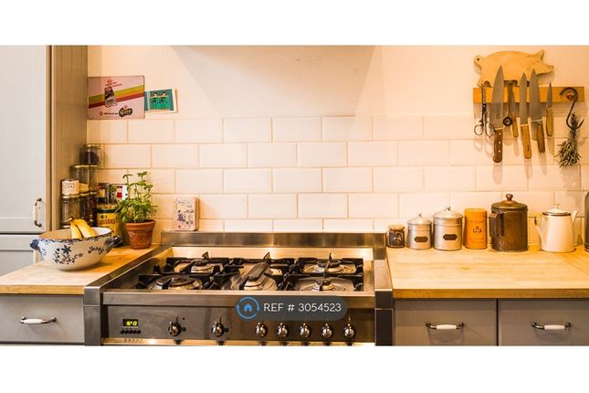 B Chisenhale Road, London photo 5
