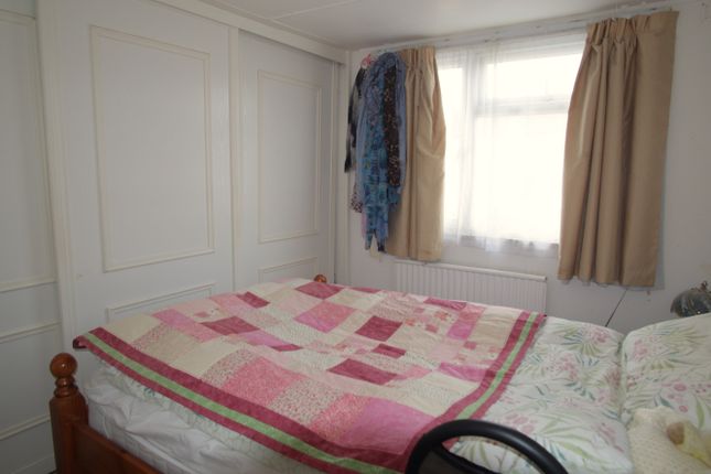 Mobile/park home for sale in College Close, Long Load