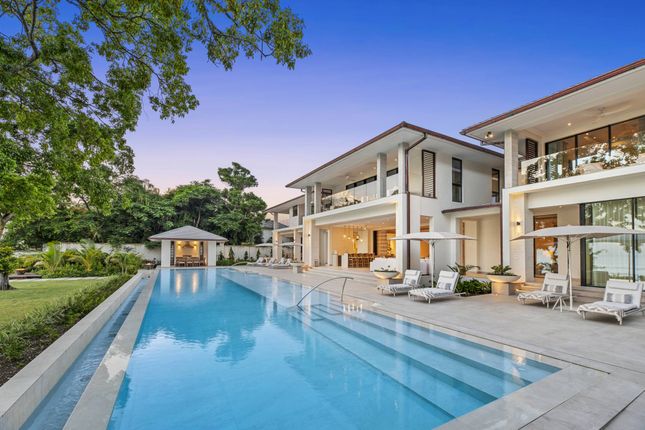 Villa for sale in Holetown, Saint James Barbados