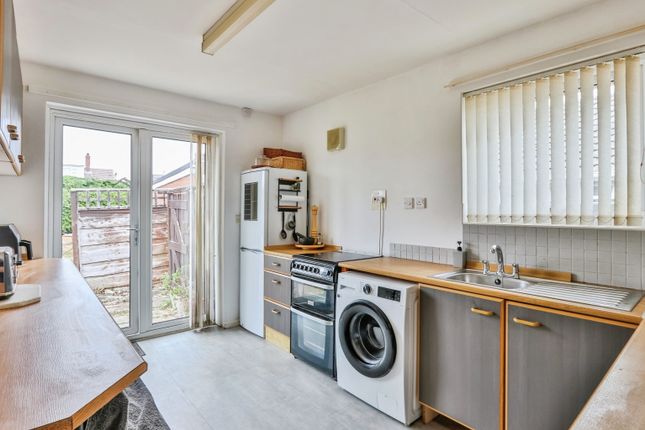 4, West Mill Crescent, Wareham photo 4