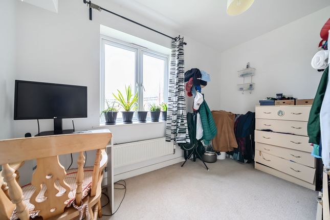 Flat for sale in Tinning Way, Eastleigh, Hampshire