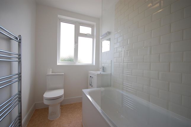 161A, Field End Road, Pinner photo 4