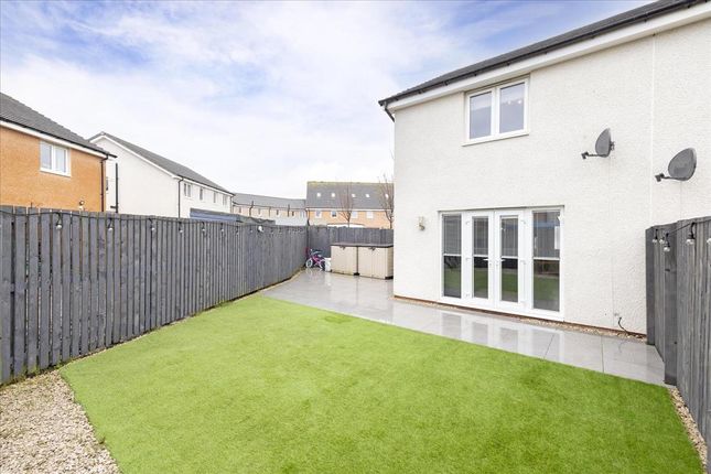 End terrace house for sale in 32 Moray Way, Musselburgh