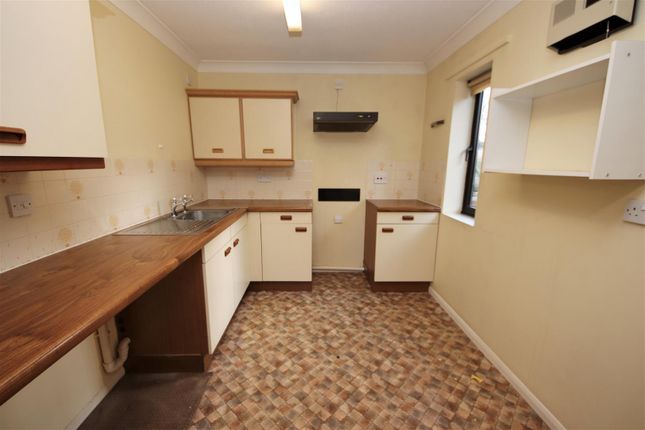 Flat for sale in Havenfield, Arbury Road, Cambridge