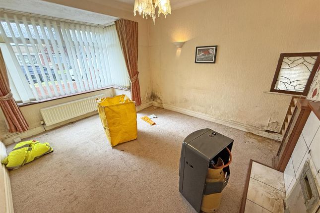 8, Roxby Gardens, North Shields photo 2