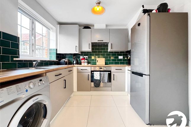 16, Merton Drive, Newington photo 4