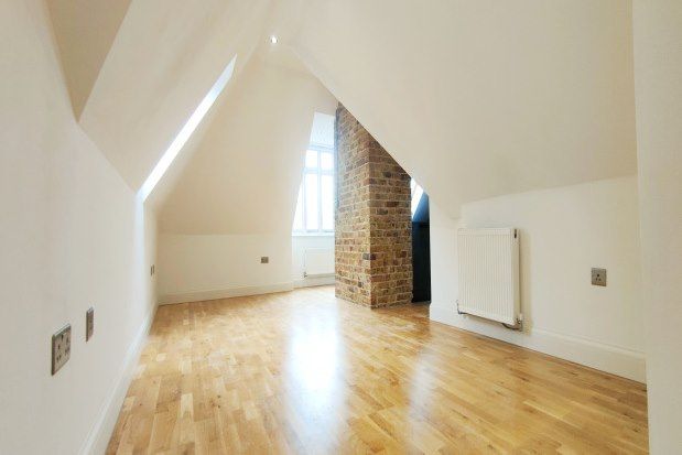 Thumbnail Penthouse to rent in Court Road, Orpington