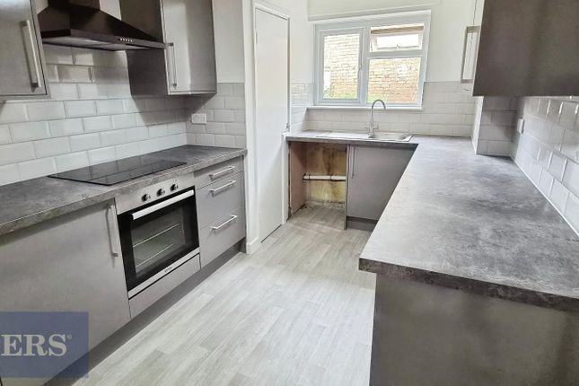 Flat 2, Adelaide Court, Queens Road, Exeter photo 2