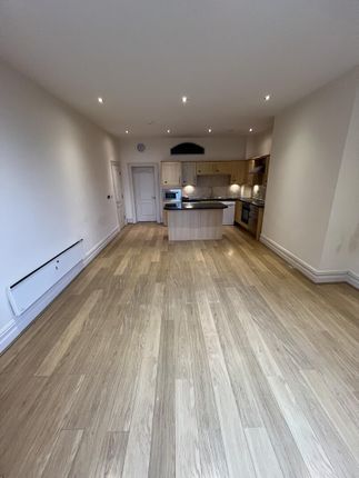 72D, West Cliff, Preston photo 4
