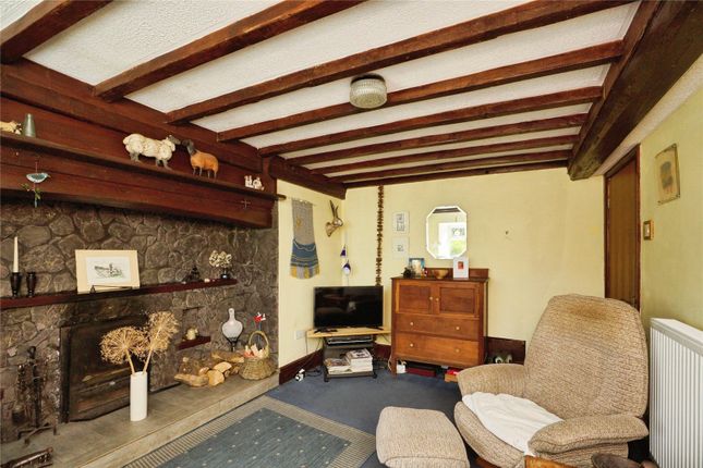 Garth Uchaf,, Groeslon, Gwynedd photo 2