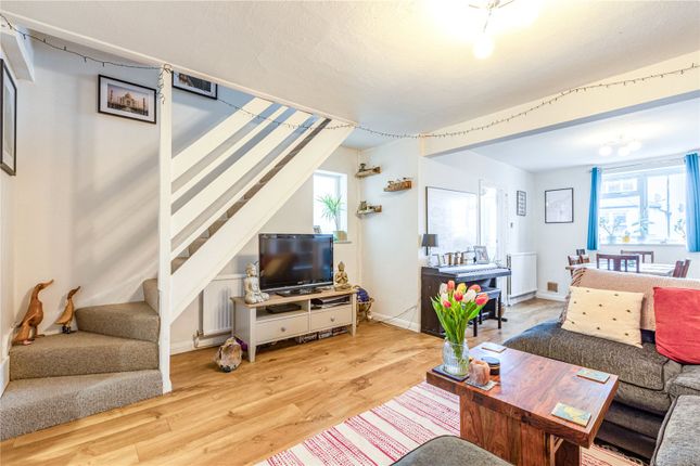 46, Alexandra Road, Surrey photo 2