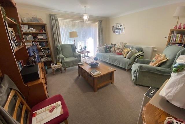 53, Park Gardens, Banbury photo 5