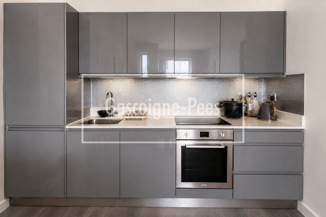 Flat 46, Guildford photo 4