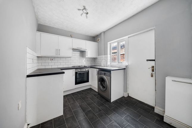 11, Harold Avenue, Manchester photo 4
