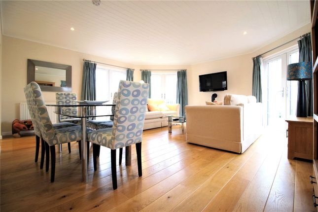 End terrace house to rent in Spine Road, South Cerney, Cirencester