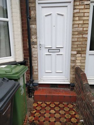 Terraced house to rent in Bonhay Road, Exeter