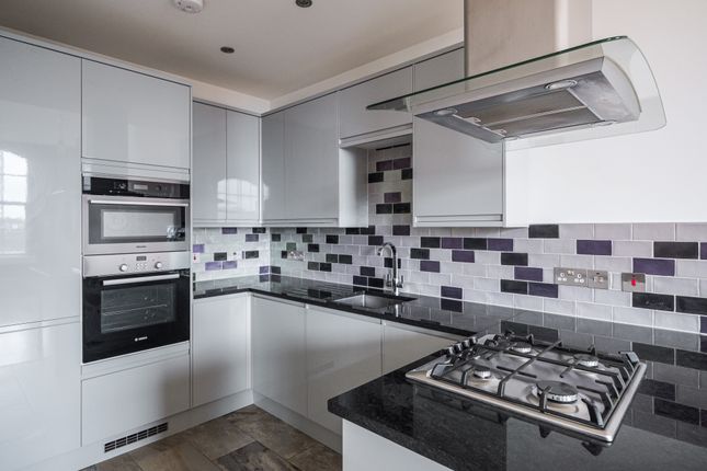 Flat for sale in Limehouse Cut, 46 Spratts Buildings