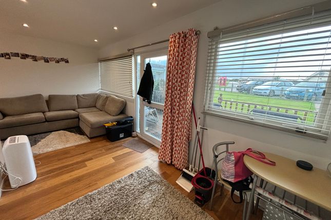 34 Rainbows End, Mill Lane, NORWICH photo 2