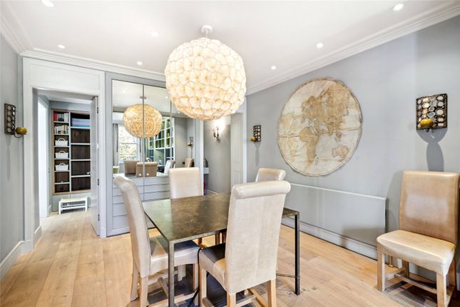 Flat 6, 47, Cadogan Gardens, London photo 3