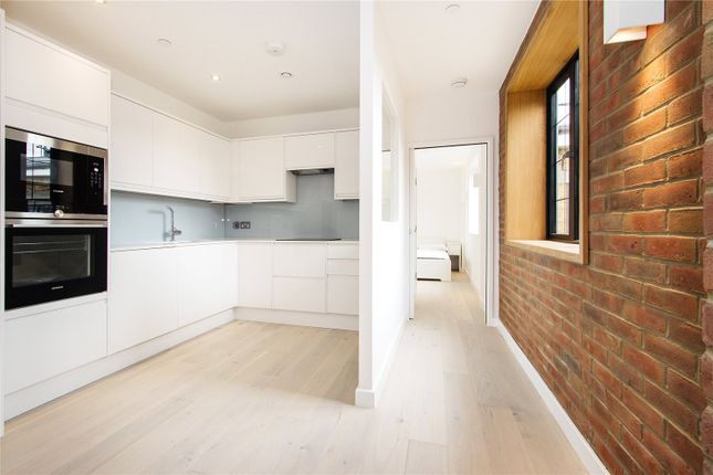 29 Chevron Apartments, 294, St. James's Road, London photo 5