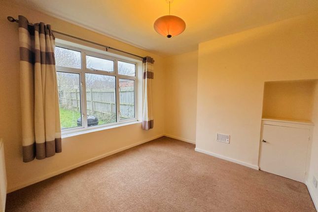 Semi-detached house for sale in Barley Close, Wallingford