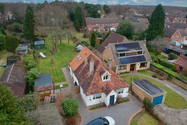 Thumbnail Detached house for sale in Franklin Avenue, Tadley