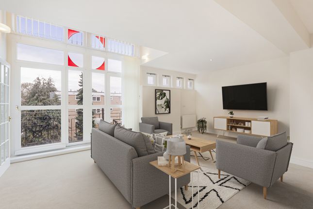 Flat for sale in Hills Mews, Florence Road, Ealing, London