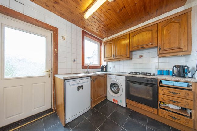 4 Albyn Terrace, Broxburn photo 3