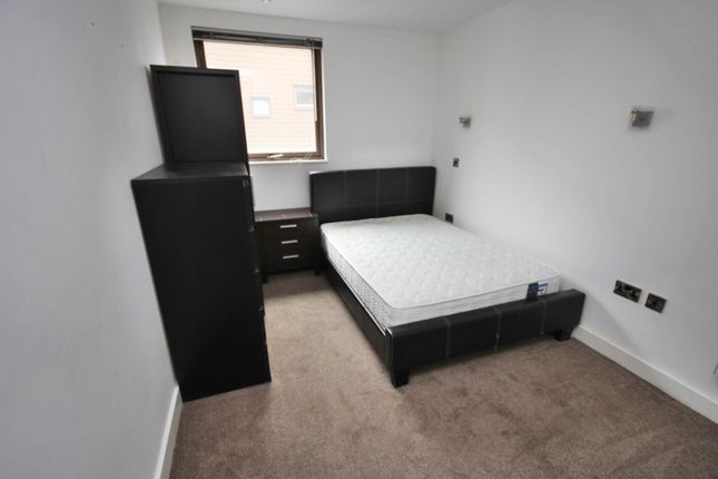 Apartment 100, Isaac Way, Manchester photo 4
