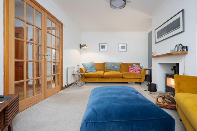11, Almond Crescent, Perth photo 3