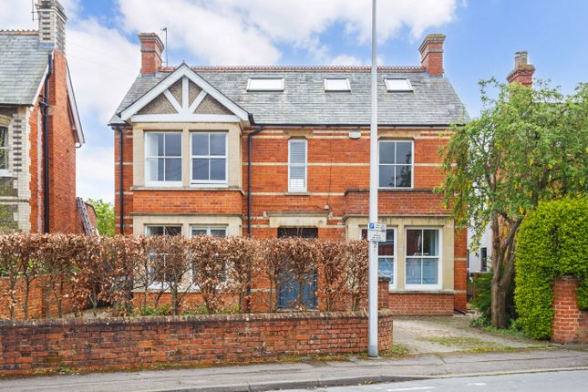Thumbnail Detached house for sale in Howard Road, Newbury