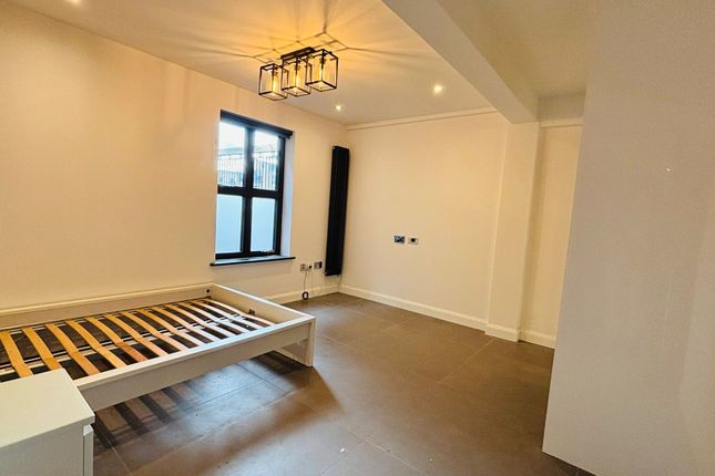 Copperfield Road, London photo 3