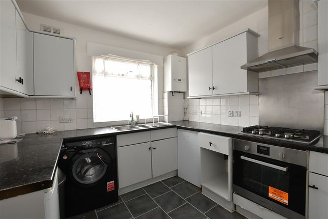 2-bed flat on Hall Gardens Chingford, London, £260,000
