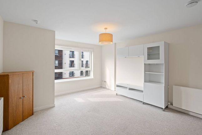 10/17 Salamander Court, Leith, Edinburgh, EH6 7JP photo 3