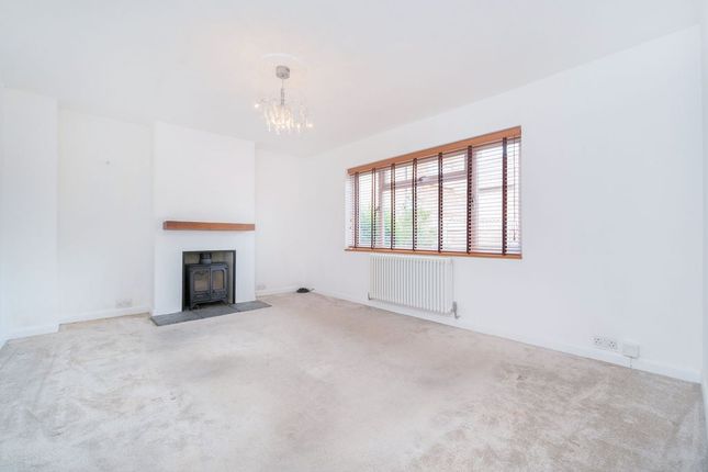 28, Anslow Gardens, Iver photo 4