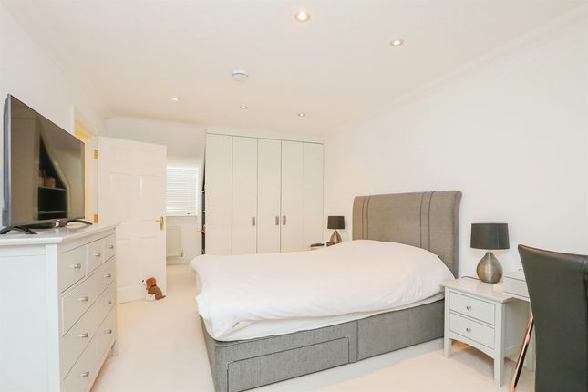 Town house for sale in Baltic Wharf, Norwich