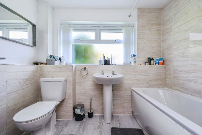 24, Sellars Avenue, Nottingham photo 4