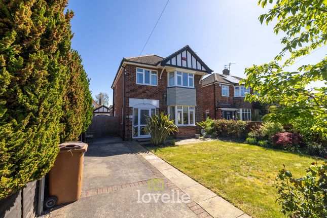 3-bed house on 25 Eastwood Avenue, Grimsby, £230,000